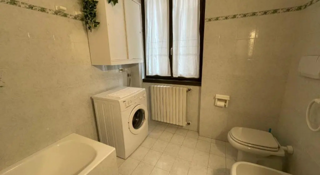 Апартаменты Cozy apartment with private parking on Domaso's lakeside - Larihome A09