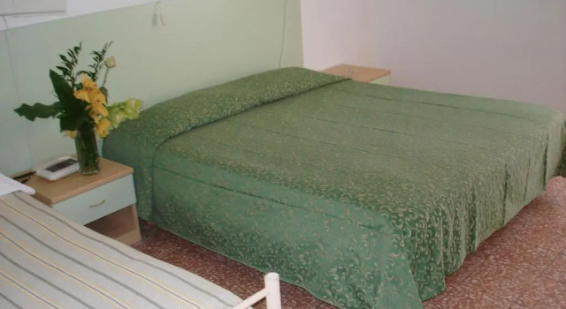 Трёхместный номер Standard Hotel Mignon 50 MT DALLA SPIAGGIA E DALLISOLA PEDONALE