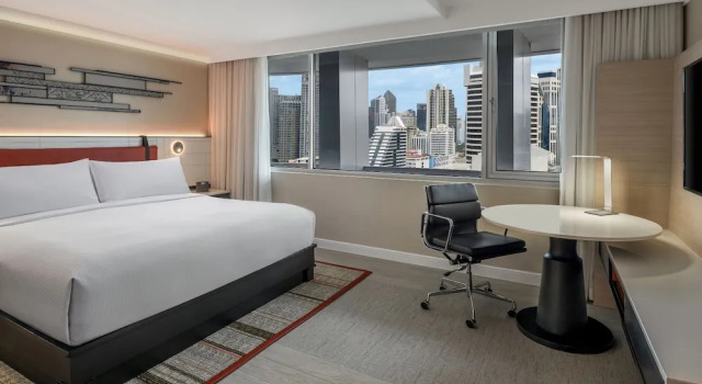 Двухместный номер Premium DoubleTree by Hilton Bangkok Ploenchit
