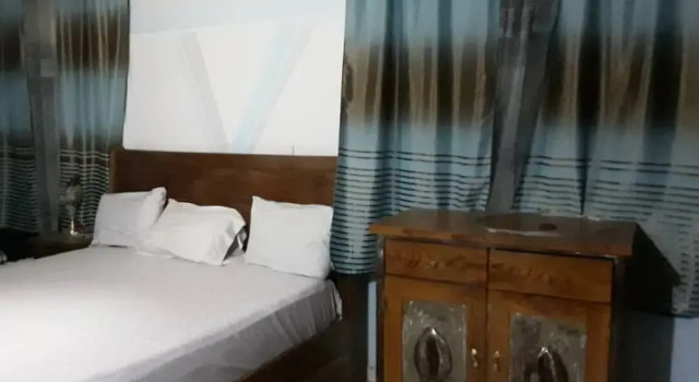 Blue Lodge Résidence Hotelière, Rezervovat Hotel Hotely v Thiès s parkováním, Parkování