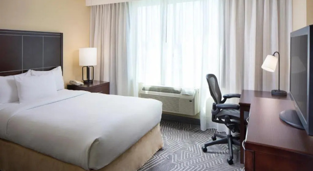Номер Premium DoubleTree by Hilton Los Angeles/Commerce