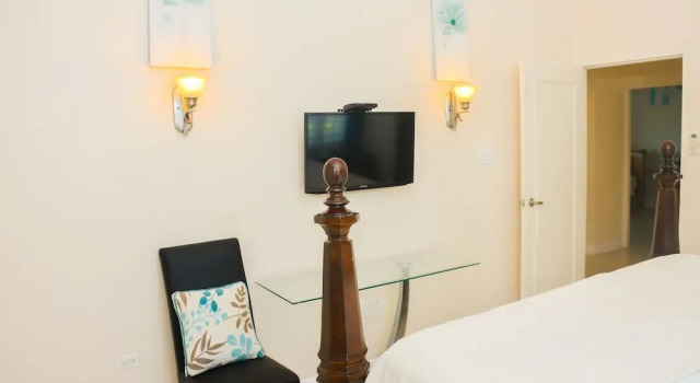 Villa at The Palms, Rezervasyon Villa Plantation Village Jamaika