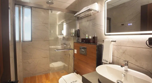 Номер Classic Le Crown Hotel