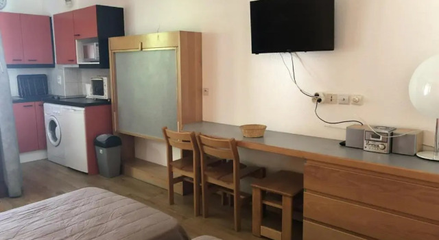 Appartement Brides-les-Bains, 1 pièce, 4 personnes - FR-1-512-6, Prenota Appartamento Hotel a Alvernia con parcheggio, Parcheggio