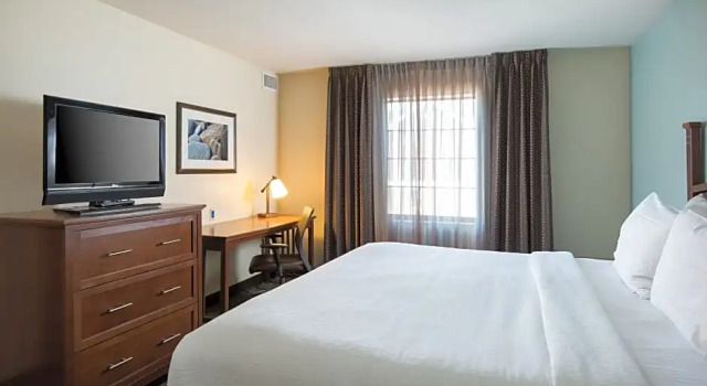Двухместный номер Standard Staybridge Suites Toledo/Maumee by IHG