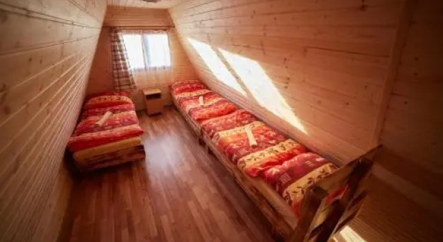 Autocamping Podlesok, Rezervovat Hotel Hotely v Košický kraj s parkováním, Parkování