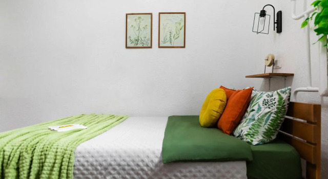 Studio on Pesochnaya street 4B, Prenota Appartamento Hotel a Udmurtia con parcheggio, Parcheggio