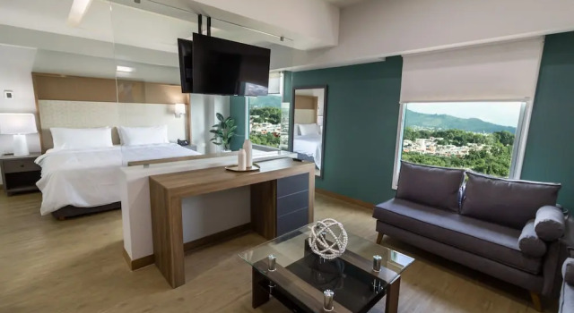 Двухместный люкс Holiday Inn Uruapan by IHG