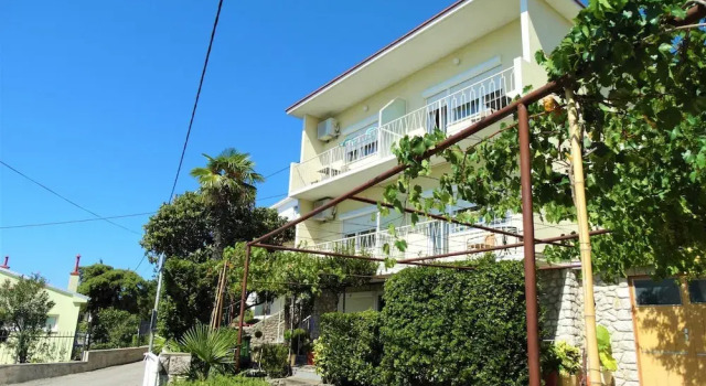 Апартаменты Crikvenica Tranquil and Stylish Apartments With Sea View