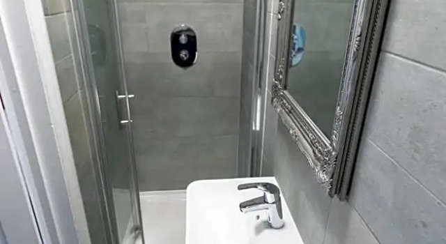 Трёхместный люкс Comfotel PRPL