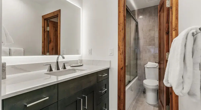 Номер Standard Queen Esther at Deer Valley Resort - Four Bedroom Condo with Hot Tub #2348 4 Condo