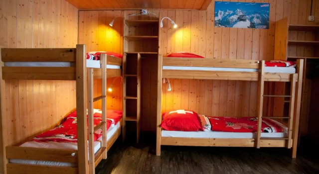 Кровать в общем номере (женский номер) Valley Hostel