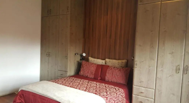 Люкс Deluxe Old World Charm in the City