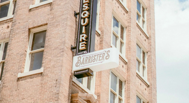 Люкс The Esquire Hotel Downtown Gastonia, an Ascend Collection Hotel