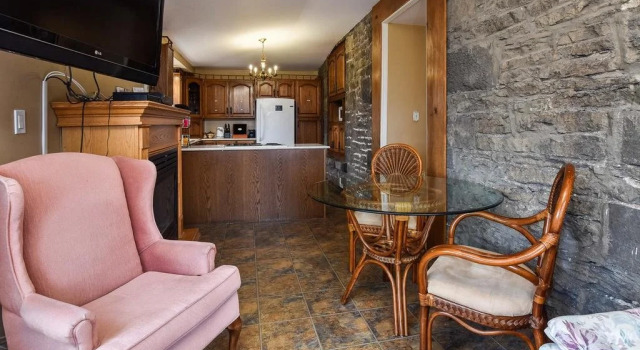 The Noble Suites