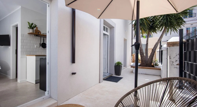 Студия Comfort Studio apartments Yucca 2min to the sea