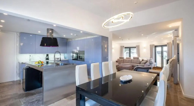 Вилла Villa Horizon Grande - Stunning Luxury villa great location sleeps 16