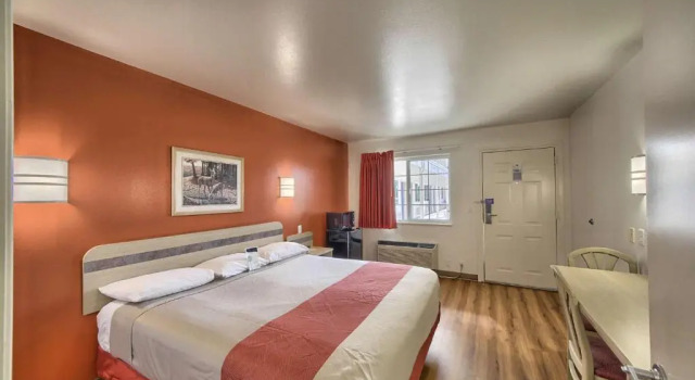 Номер Standard Motel 6-Kerrville, TX