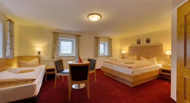 Hotel Dachsbaude & Kammbaude, Rezerwuj Hotel Neuhausen Ore Mountains