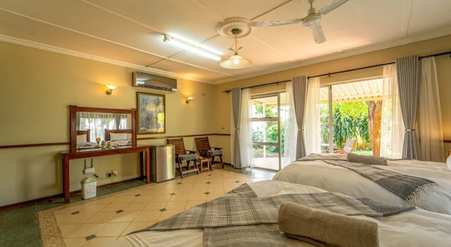 Room-zambezi Family Lodge - Elephant Roo