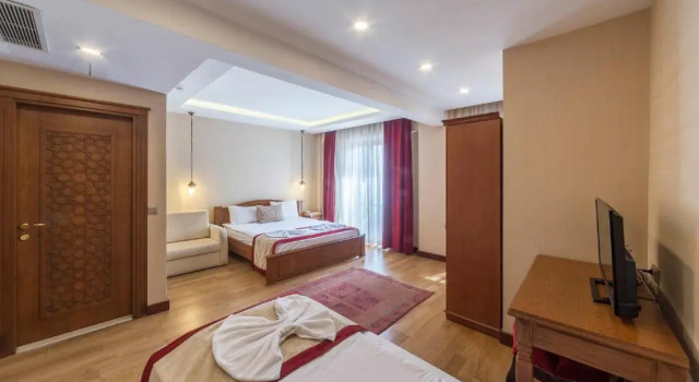 Family room Lalinn Hotel
