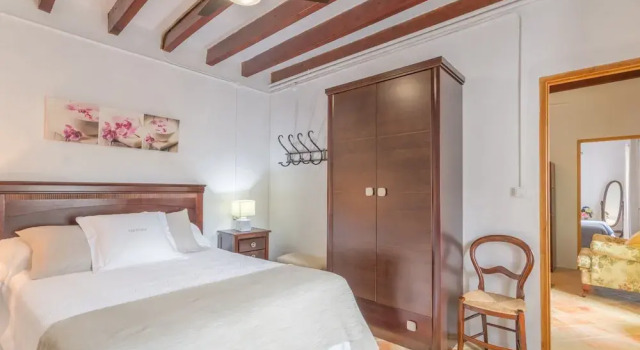 Charming Country House in Esporlas, Book Vacation Home  