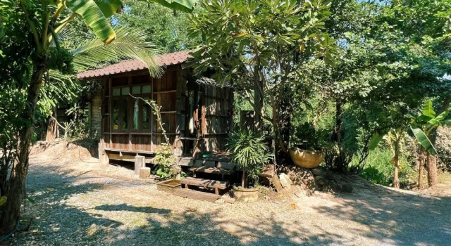Номер Standard с балконом Sukhothai City Resort