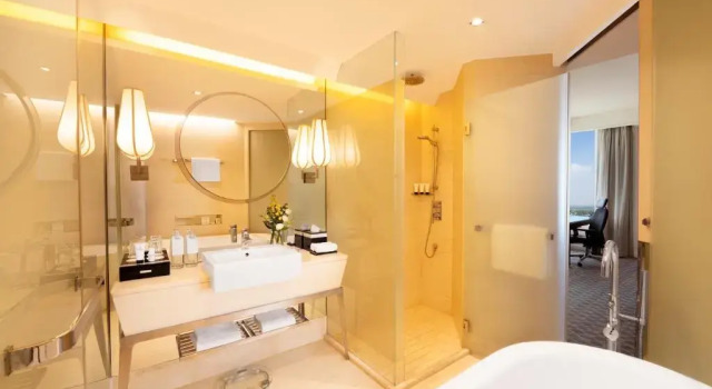 Клубный номер Standard Pan Pacific Hanoi