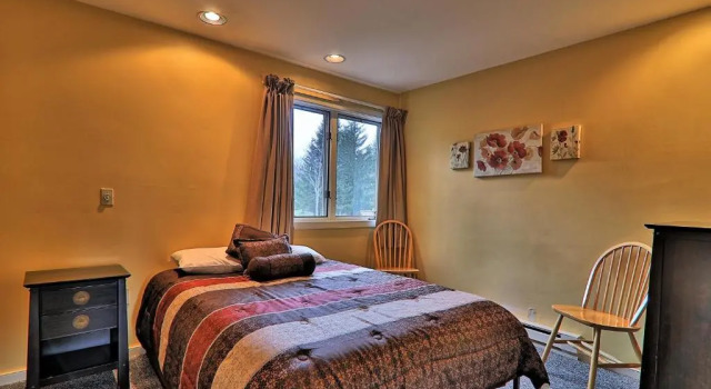 Highridge Condominium Unit E11, Varaa Hotelli Hotellit New England uima-altaalla, Uima-allas