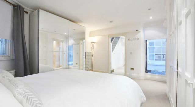 Апартаменты Classic Rutland Gardens Apartment