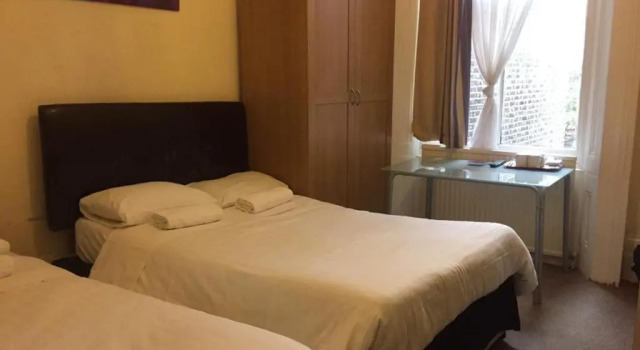 Трёхместный номер Standard Anwar House