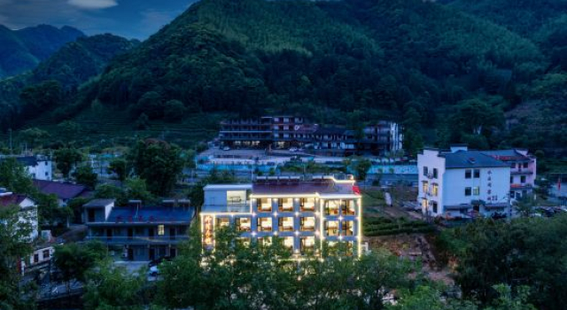 No. 1 Bund Homestay (Jingxian Shuimo Tingxi Scenic Area Branch), Rezerwuj Hotel Xuancheng Anhui