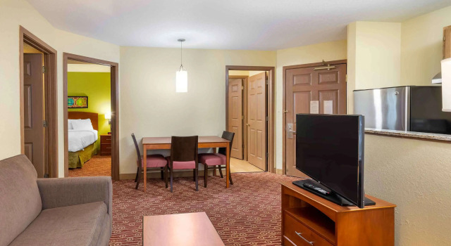 Четырёхместный люкс с 2 комнатами Extended Stay America Suites - Richmond - Glen Allen - Short Pump