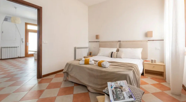 Close to Venice Apartment, Book Apartment Marghera Veneto
