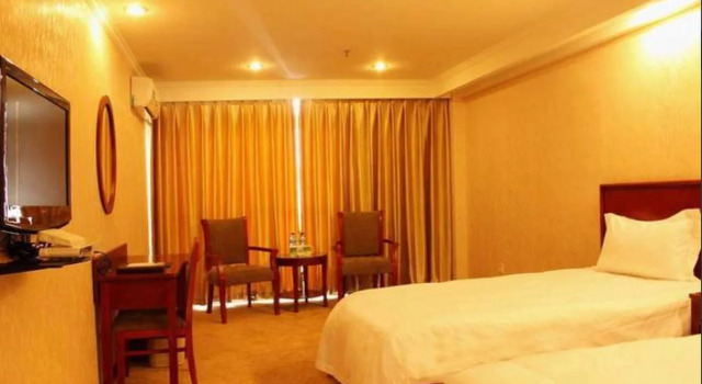 GreenTree Inn Zhenjiang Nanmenwai Street Shell Hotel, Buchen Sie Hotel Hotels in Zhenjiang mit Parkplatz, Parkplätze