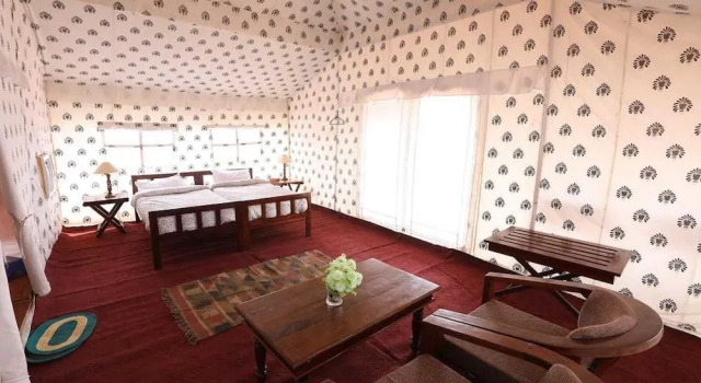 Hiriz Gorewali Resort, Boek Resort Dhordo 