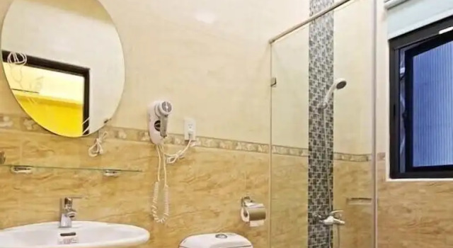 Camera quadrupla Standard con balcone Happy Inn