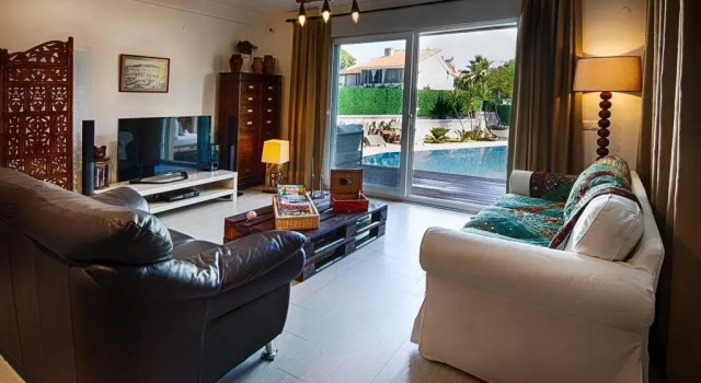 Hotel Rustic, Rezerwuj Hotel Çeşme Izmir