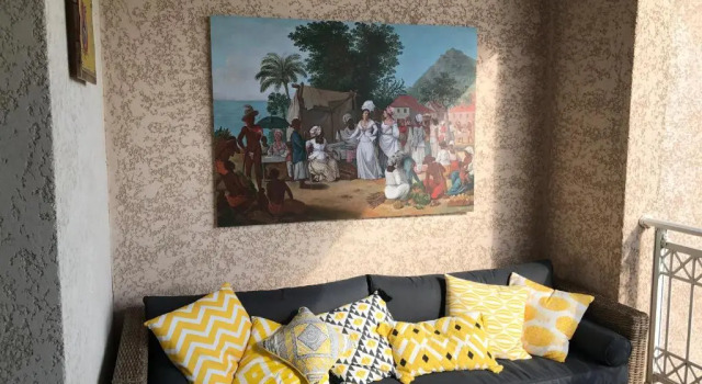 Le Petrel Blanc - Appartement sur la plage de la Souris Blanche, Book Apartment Hotels in Saint-Paul with Parking, Parking