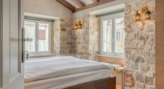 Студия Deluxe Palace Luxury Retreat