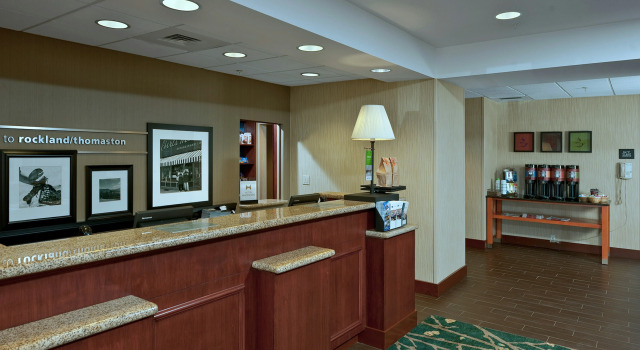 Hampton Inn & Suites Rockland, Забронировать Отель Отели Рокленда с бассейном, Бассейн