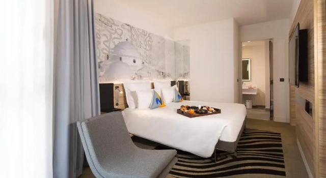 Полулюкс Novotel Tunis Lac