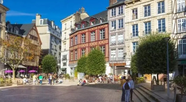 Le cerné, beau studio duplex pour 2 personnes, Book Hotel Rouen 