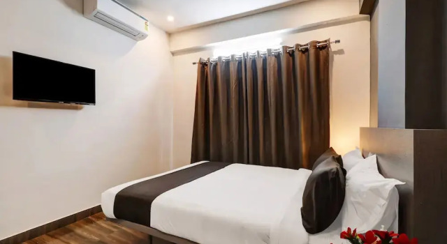 RG Suites EC II, Rezervovat Hotel Bangalore Bangalore
