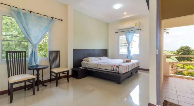 Апартаменты Deluxe с красивым видом из окна Chom Samui Place