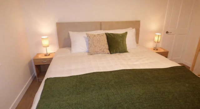 Апартаменты M9 Falkirk Apartment
