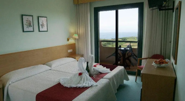 Двухместный номер Standard с балконом и с видом на море Hotel Oca Vermar