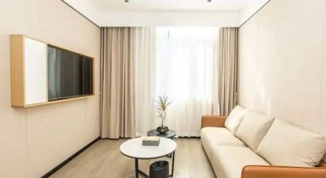 Люкс Business Jinbo Hotel (Shanghai Hongqiao Railway Station Hongqiao Airport Branch)