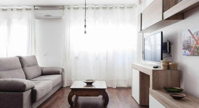 Apartamento para 4 con terraza privada en el centro, Varaa Huoneisto Girona Gironès, lähellä Arab Baths Girona