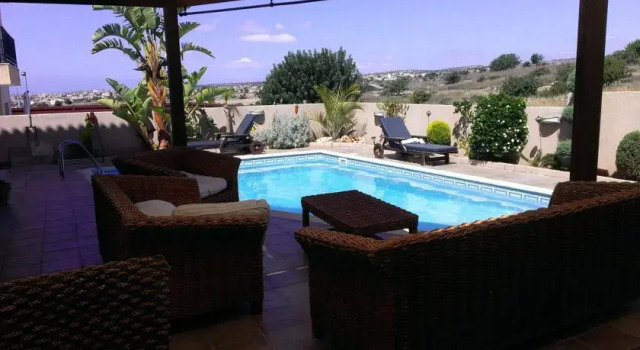 Good Luck Villa, Varaa Villa Erimi Limassol